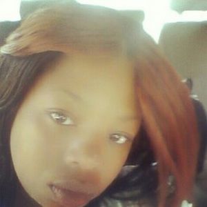 Meet your Posher, Elexis